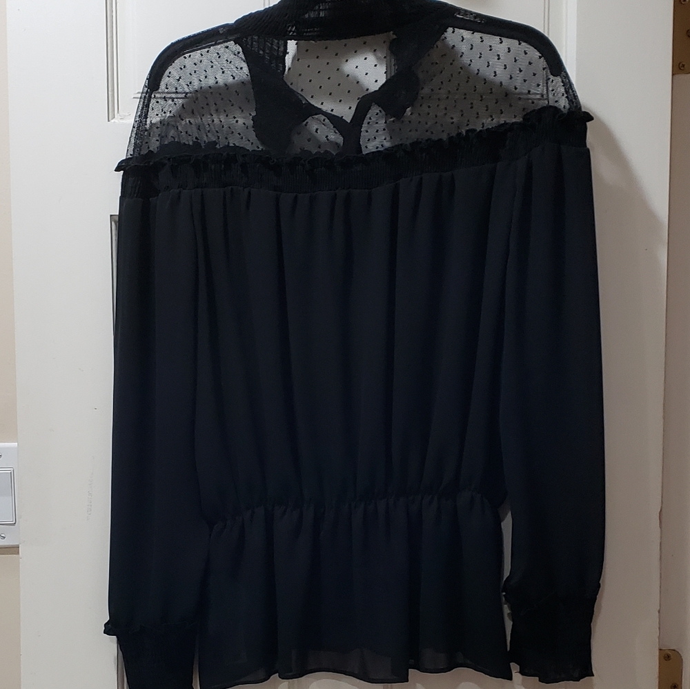 Zara blouse - Picture 2 of 4